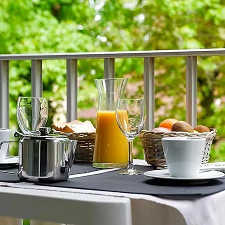 Hippotel Hotel 2*